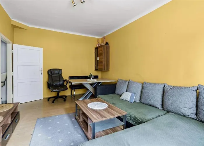 Cozy One-bedroom Apartment